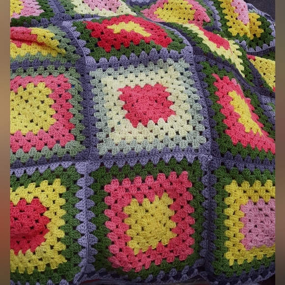 Handmade hand crafted crocheted 48 x 73 Brand new freshly made colorful blanket - Picture 3 of 3